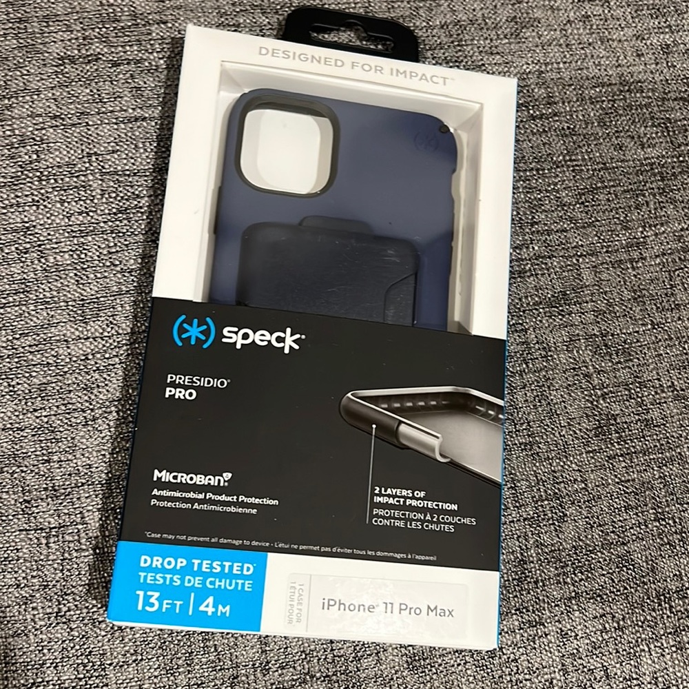 Speck presidio grip blue card holder iPhone case iPhone 11 Pro Max